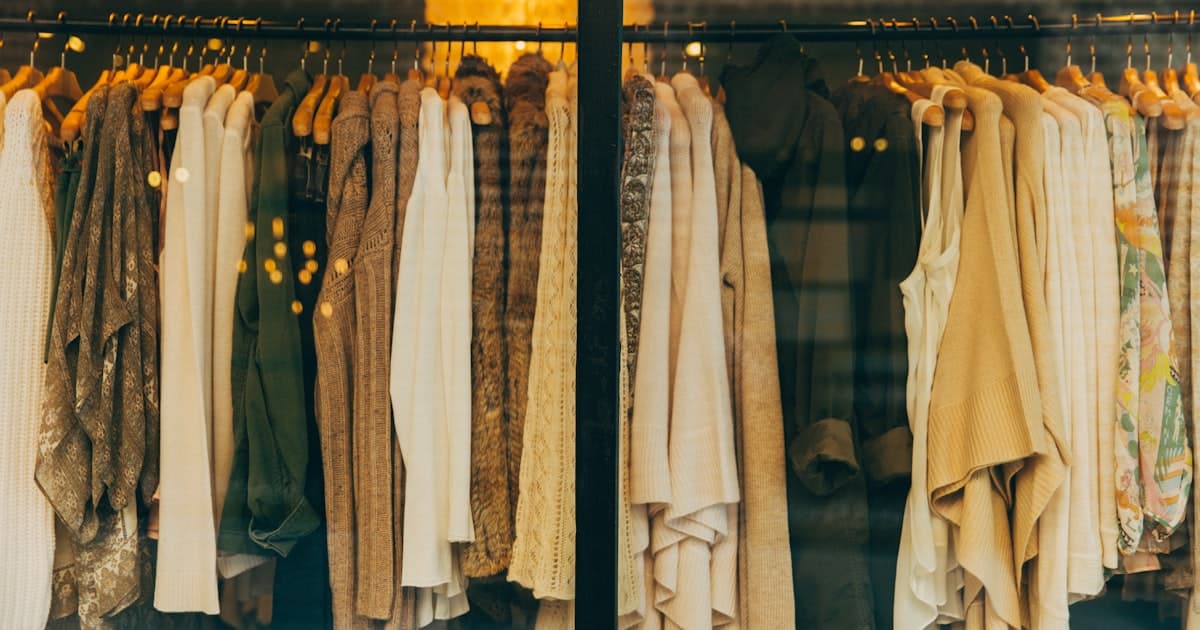 Mètre ruban sur vêtement — alertes taille